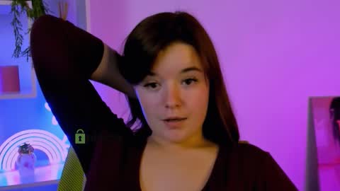 Elara online show from October 19, 2:08 pm