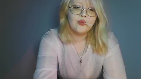 elayne_sweet online show from June 18, 6:04 am
