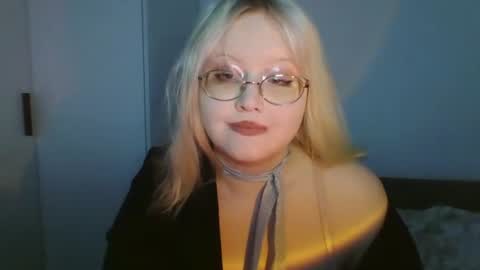 elayne_sweet online show from June 14, 6:03 am