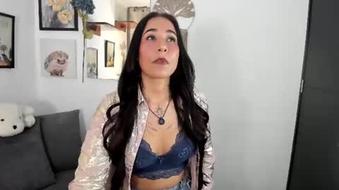 Electra- Please help me reach 100 likes online show from July 29, 12:43 am