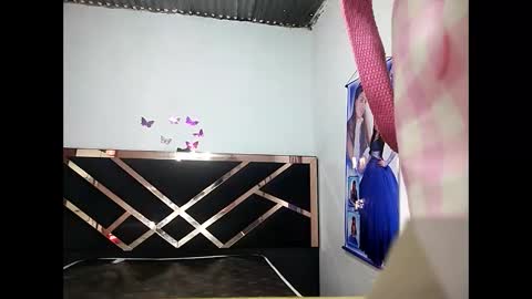 Snapshot of electra_tay1 chatting on October 19, 7:38 pm electra_tay1 online show from October 19, 7:38 pm
