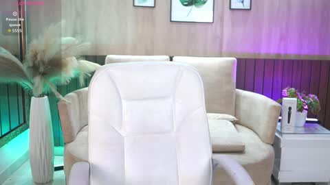 Electra Jones online show from November 12, 11:41 am