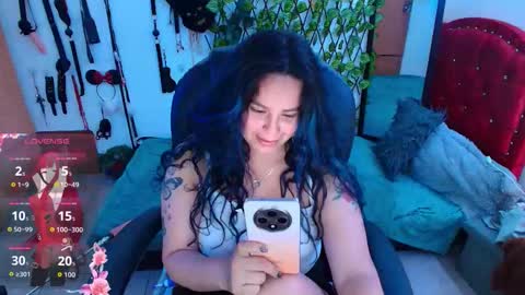 Snapshot of elektra_32 chatting on October 9, 7:56 am elektra online show from October 9, 7:56 am