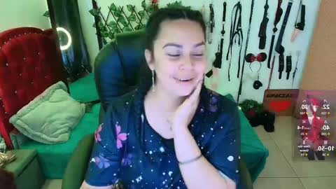 Snapshot of elektra_32 chatting on September 23, 3:37 am elektra online show from September 23, 3:37 am