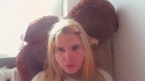 Elena online show from June 19, 8:18 am