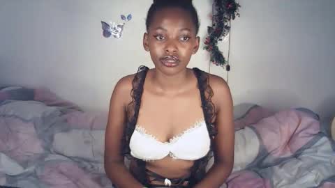 eleniedoll online show from February 17, 1:16 am