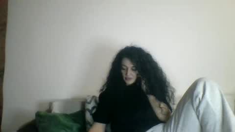 Snapshot of eliebullet chatting on September 29, 7:08 pm eliebullet online show from September 29, 7:08 pm