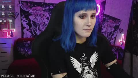  MORE ME   online show from January 12, 11:04 pm