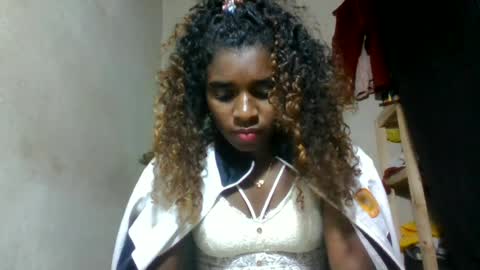 elina981 online show from July 3, 7:42 pm