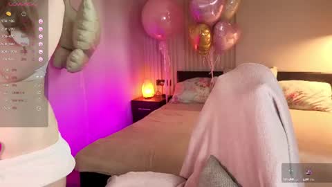 Elina online show from June 26, 8:04 am