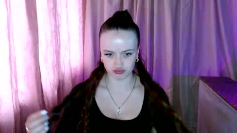 ElinaStar online show from June 18, 7:54 am