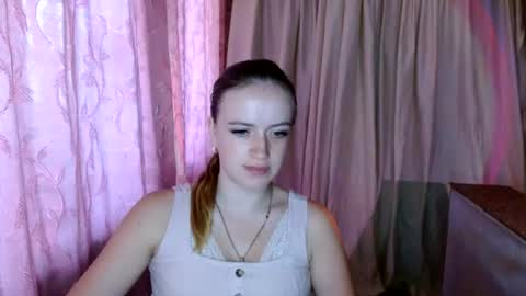 ElinaStar online show from August 4, 8:20 am