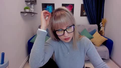 Elisabeth online show from January 17, 4:47 pm