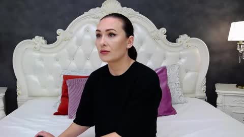 Krissy online show from December 15, 8:41 am