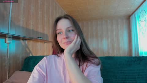 Snapshot of elisadikotti chatting on January 17, 6:47 am elisadikotti online show from January 17, 6:47 am