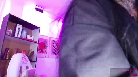 Elisce cloud online show from November 15, 12:06 pm