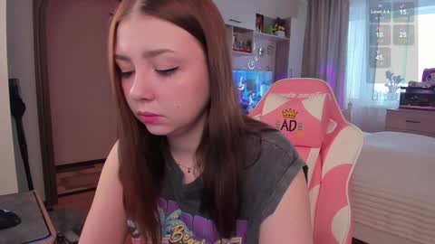 Snapshot of elisejays chatting on January 9, 9:48 am Elise online show from January 9, 9:48 am