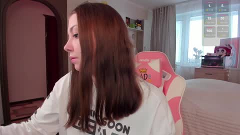 Snapshot of elisejays chatting on January 10, 9:34 am Elise online show from January 10, 9:34 am