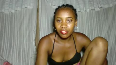 elita12010 online show from January 18, 7:32 pm