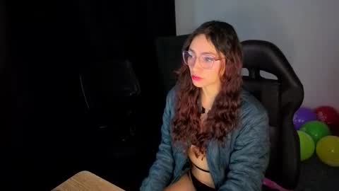 elizabeht_911 online show from September 17, 8:12 am