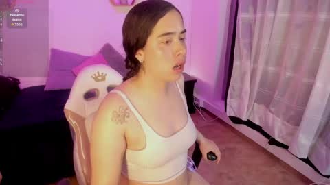 Elizabeth  online show from May 2, 4:27 am