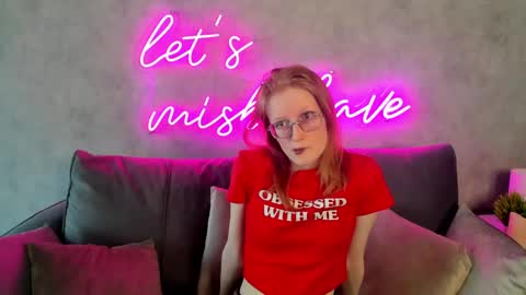 Snapshot of elizabeth_harpper chatting on February 1, 8:08 am Elizabeth online show from February 1, 8:08 am