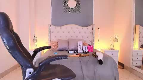 Elizabeth  online show from July 23, 10:51 pm