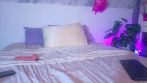 Lizzy online show from June 11, 12:32 am