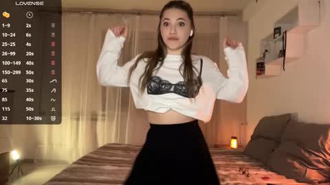 Mia online show from March 17, 5:17 pm