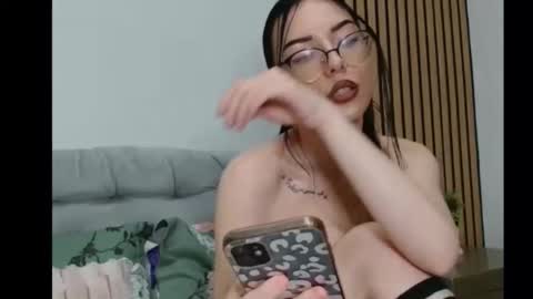 Chloe online show from November 13, 11:37 pm