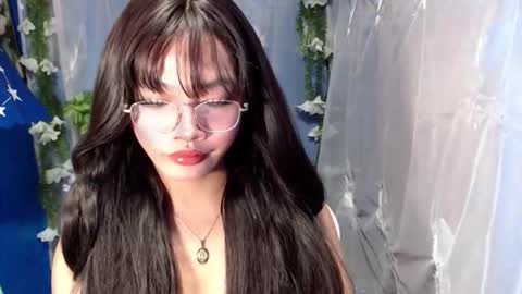 Ella online show from November 2, 12:58 am