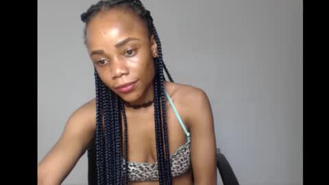 ella online show from November 6, 5:57 am