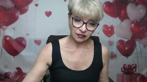 EllaBonito online show from May 3, 5:44 am