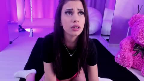 EllaBubbles online show from March 2, 10:00 am