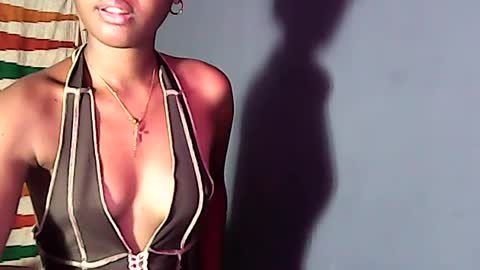 ellah245 online show from June 14, 10:32 pm