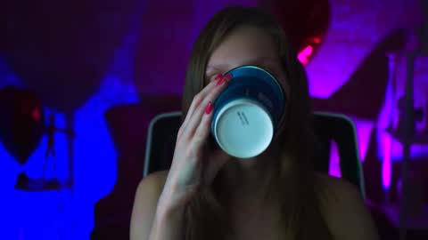 Ella online show from March 7, 4:55 pm