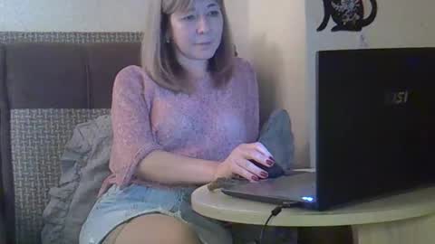 ellajohnsonx online show from March 15, 2:41 pm