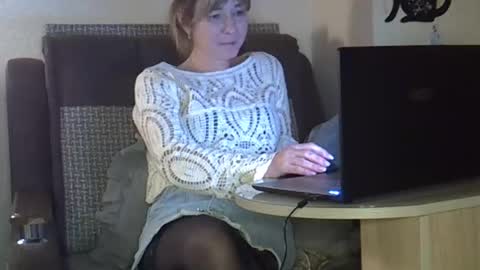 ellajohnsonx online show from March 8, 2:04 am