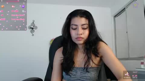 Ella Amoneth online show from July 27, 1:24 am