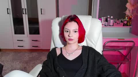 Snapshot of ellales chatting on September 20, 10:57 am ellales online show from September 20, 10:57 am