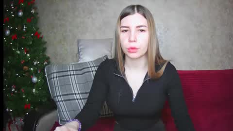 EllaNuar online show from January 14, 1:15 am