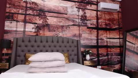 Elle online show from September 22, 4:11 am