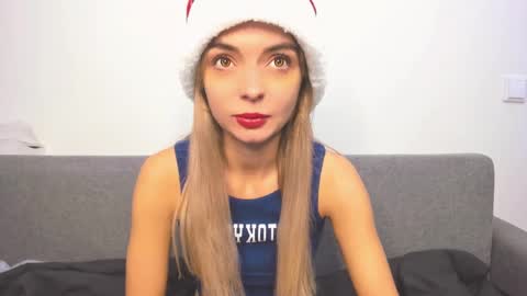 Snapshot of ellen_flow chatting on December 20, 9:11 am ellen_flow online show from December 20, 9:11 am
