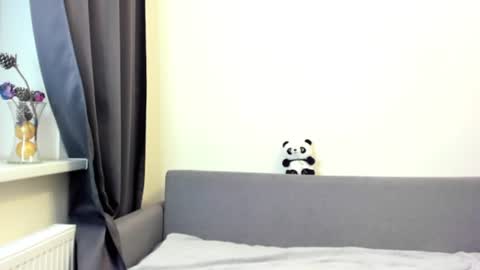 ellen_flow online show from July 9, 8:33 pm