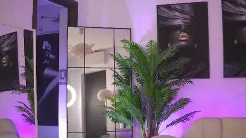 EllenKarter online show from July 24, 4:10 am