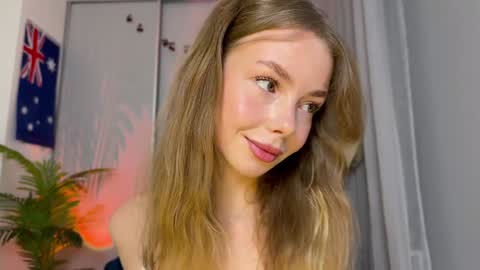 Ellie  ---Ill see you either on Wednesday or Thursday and definitely on Saturday and Sunday online show from December 7, 2:46 pm