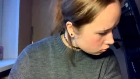 Michelle online show from December 15, 4:29 am