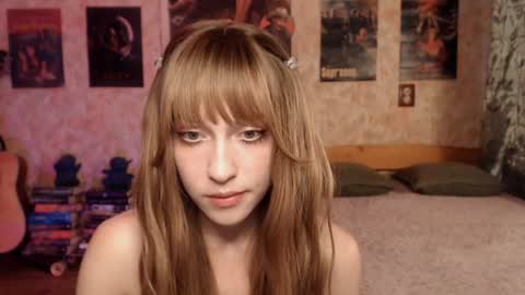 ellie_friendly online show from July 1, 12:43 am