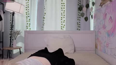 Ellie online show from March 19, 8:18 am