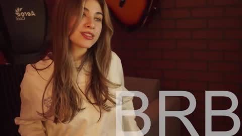 elliecutes online show from March 10, 2:06 am